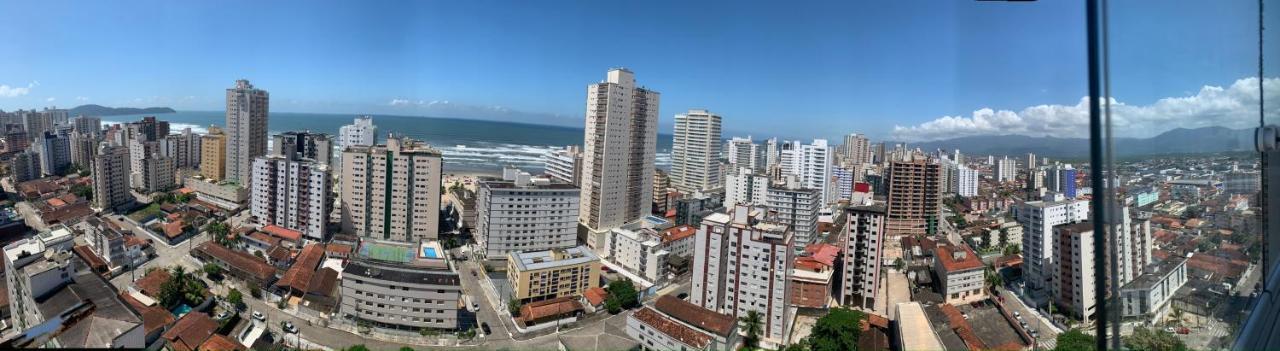 Último andar, varanda gourmet, vista da praia Praia Grande (Santos) Exterior foto