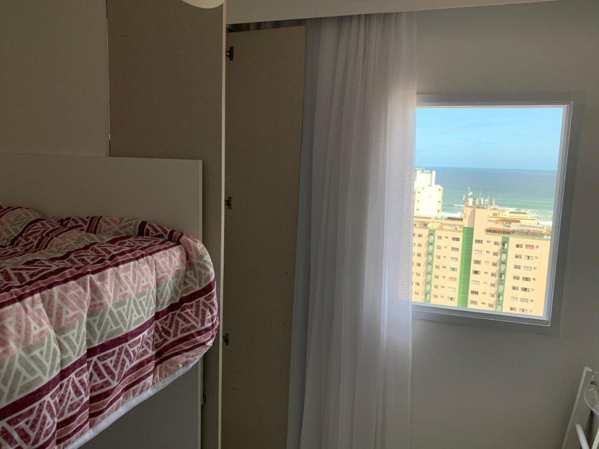 Último andar, varanda gourmet, vista da praia Praia Grande (Santos) Exterior foto